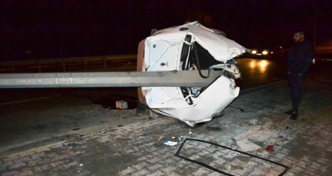Konya’da Yola Çıkan Köpek Kazaya Neden Oldu: 2 Yaralı