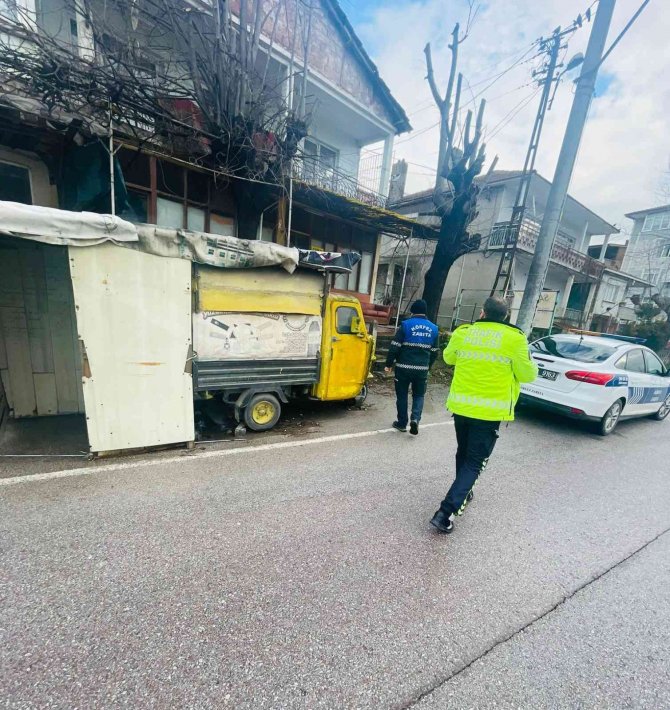 Hurda Araçlar Tespit Edilip Kaldırılıyor