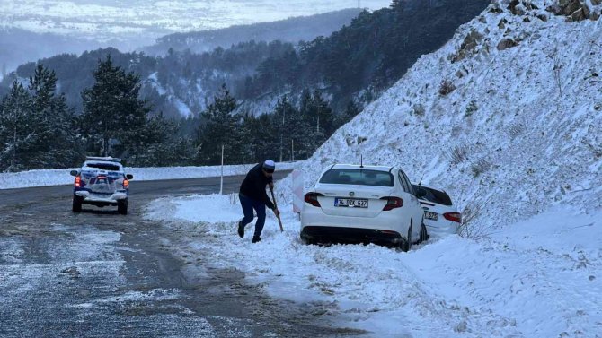 Kütahya Domaniç’te Trafik Kazası: 1 Yaralı