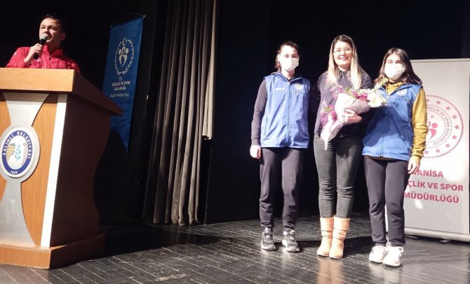 Salihli’de Sporculara Psikolojik Performans Eğitimi