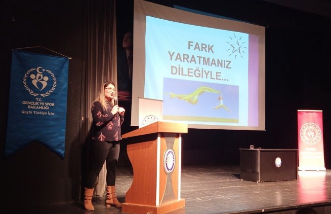 Salihli’de Sporculara Psikolojik Performans Eğitimi