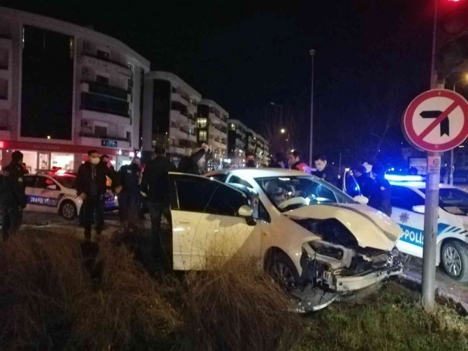Ula’dan Kaçtı, Menteşe’de Kaza Yaptı