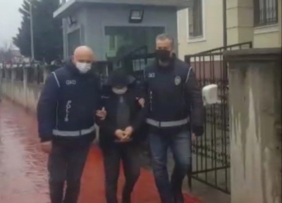 24 Yıl Hapis Cezası Bulunan Göçmen Kaçakçısı Sakarya’da Yakalandı
