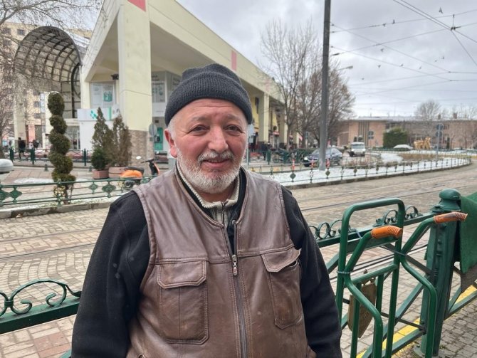 Kar Eskişehir’de Sevinçle Karşılandı