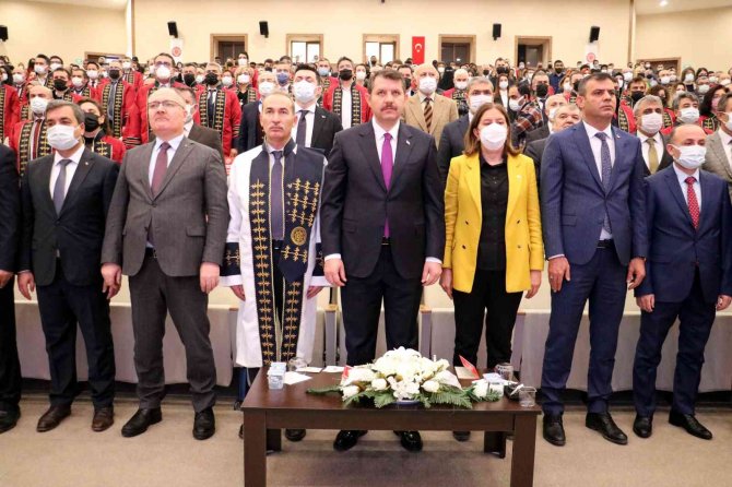 Cumhuriyet Üniversitesi 48 Yaşında