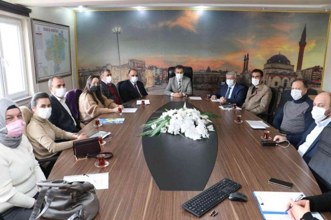 Sivas’ta Binin Üzerinde Kişi Eğitime Geri Döndü