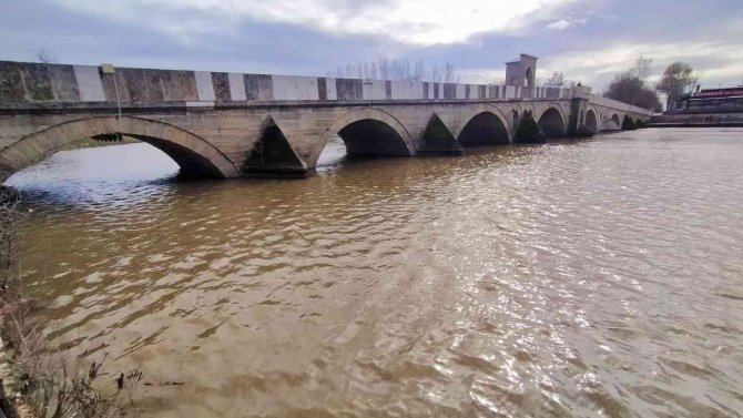 Tunca Nehri’nin Debisi 3 Günde Üç Kat Arttı
