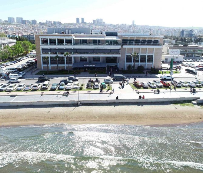 Avm’deki Ziyaretçiler Harcadıkça Kazanacak