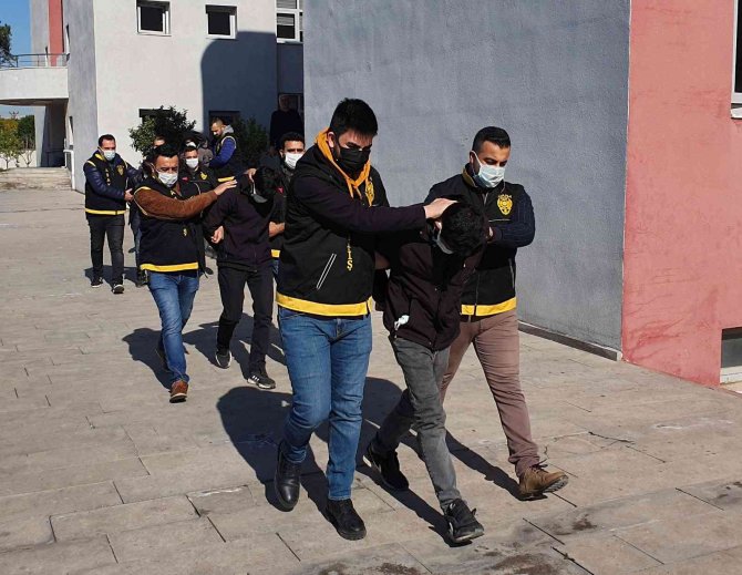 Cipten 30 Bin Lira Çalan 4 Şüpheli Tutuklandı