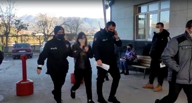İ̇zmir’de Pkk Baskını: Gazetecileri, “Sizinle Görüşeceğiz” Diye Tehdit Etti