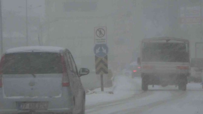 Aksaray’da Kar Ve Tipi
