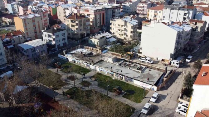 Seyyid Ahmet Arvasi Park, Kreş Ve Millet Kıraathanesinin Yapımı Sürüyor