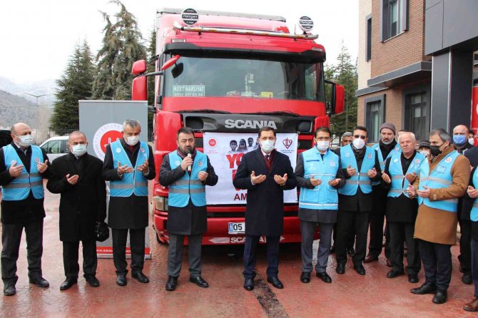 Amasya’dan İ̇dlib’e 3 Tır Yardım Malzemesi Gönderildi