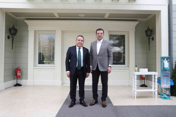 Başkan Böcek İ̇bb Başkanı İ̇mamoğlu İle Görüştü