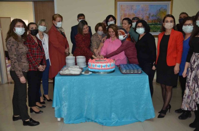 Evde Sağlık Hizmetleri Hemşireliği Sertifikasyon Programı’nın 5’incisi Sonlandırıldı