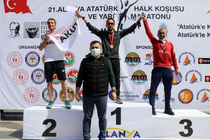 22. Alanya Atatürk Halk Koşusu Ve Yarı Maratonu İçin Geri Sayım