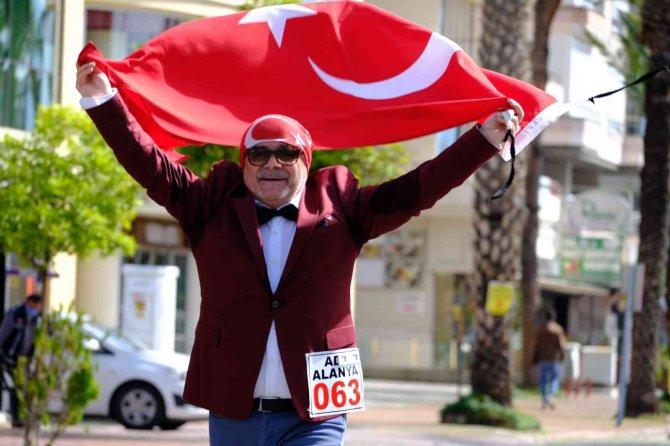 22. Alanya Atatürk Halk Koşusu Ve Yarı Maratonu İçin Geri Sayım
