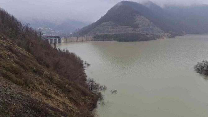 Bartın’da Sular Çekildi, Geriye Çamuru Kaldı