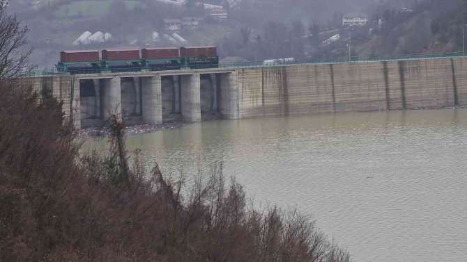 Bartın’da Sular Çekildi, Geriye Çamuru Kaldı