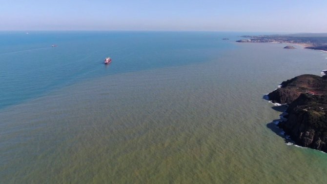 Beykoz’da Kabakoz Koyu Çamura Bulandı