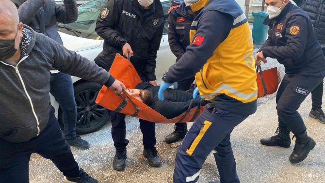 Bursa’da Doğalgaz Sobası Genç Çifti Zehirledi...