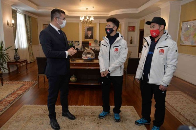 Milli Sporcu Furkan Akar: “2026’da Madalya İçin Koşacağım”