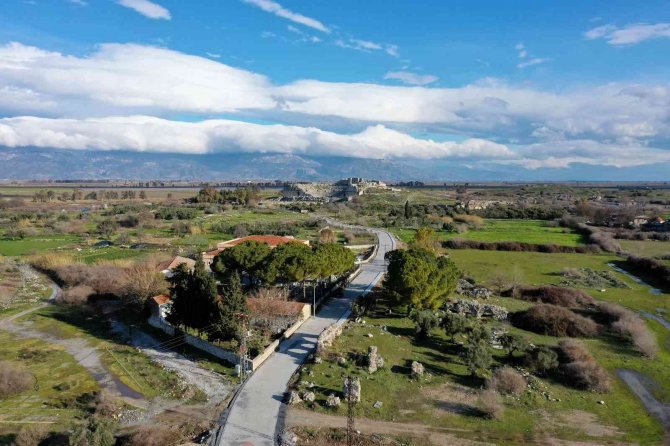 Milet Antik Kenti Turizm Sezonuna Hazır