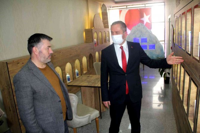 Eski Müdür Başak’tan Ağrı Milli Eğitim Müdürü Kökrek’e Ziyaret