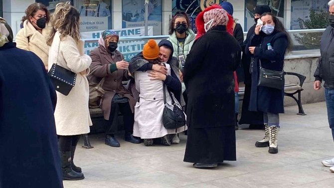 15 Yaşındaki Yağmur Son Yolculuğuna Uğurlandı