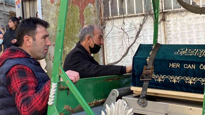 15 Yaşındaki Yağmur Son Yolculuğuna Uğurlandı