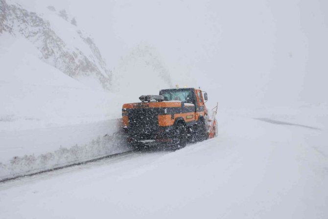 Antalya-konya Karayolu Tüm Araç Trafiğine Açıldı