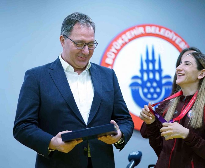 Fatih Keleş: "Kadın Kros Takımımızın Başarısı Bizim İçin Çok Büyük Ve Değerli"