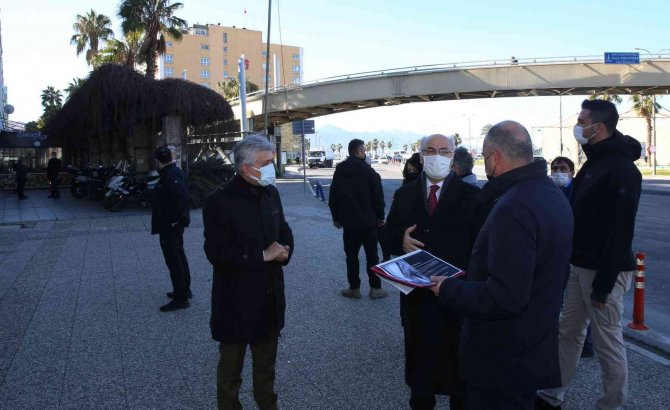 İ̇zmir’in Simge Yapısı 1979 Yılında Yıkılmıştı, Aslına Uygun Kente Kazandırılacak