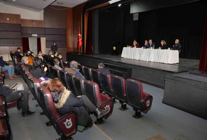 İ̇l Emniyet Müdürü Şahne, Konak Muhtarlarıyla Buluştu
