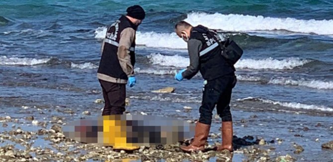 Çeşme’de Karaya Vurmuş Bir Ceset Bulundu