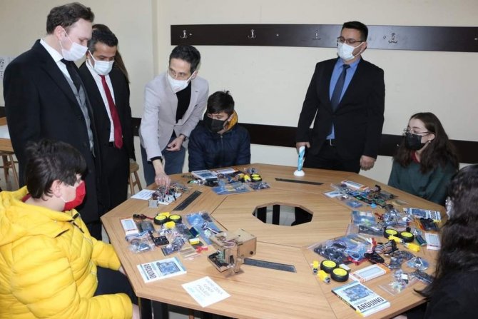 Robotik Kodlama Sınıflarına Teknolojik Donanım