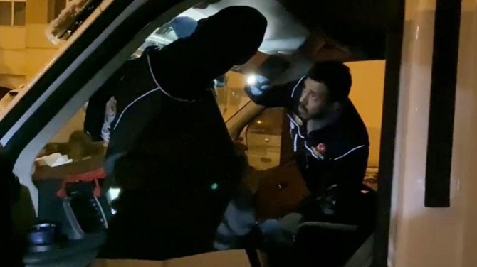 Şüphe Üzerine Durdurulan Araçtan Uyuşturucu Çıktı