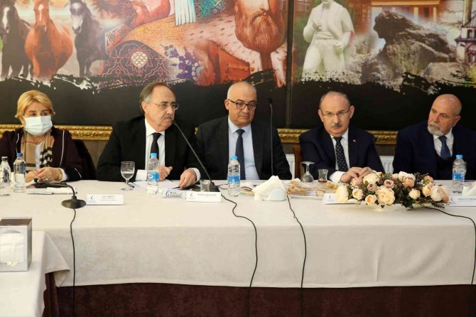 Manisa Cbü Yükseköğrenim Vakfı Olağan Genel Kurulu Yapıldı