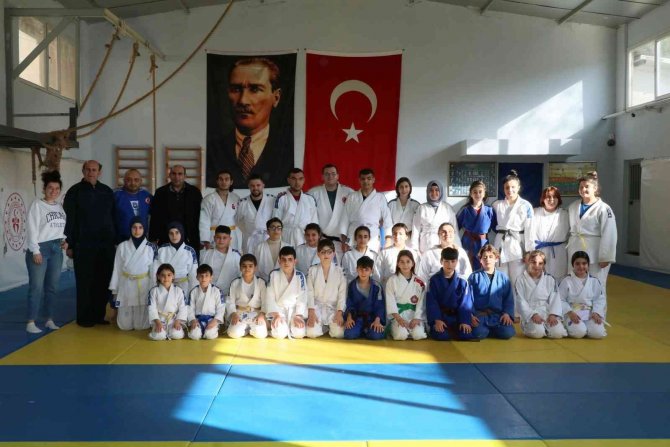Manisalı Görme Engelli Judocular Aydın’da Madalya Hedefliyor