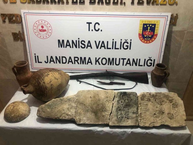 Manisa’da Tarihi Eser Operasyonu; Çok Sayıda Tarihi Eser Ele Geçirildi