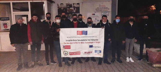 Sarıgöllü Çıraklar Almanya’da Kursa Katılacak