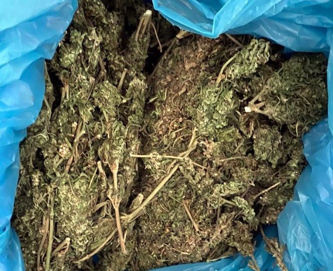 Mardin’de Ekmek Arası Uyuşturucu: 4 Kilo 580 Gram Esrar Ele Geçirildi