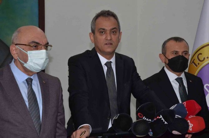 Bakan Özer: “Ordu’da 54 Okulun Depreme Karşı Güçlendirme Çalışması 2022 Yılı İçerisinde Bitecek”