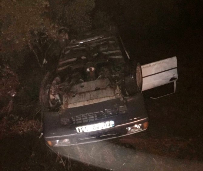 Baba-kız Takla Atan Otomobilden Burnu Bile Kanamadan Çıktı