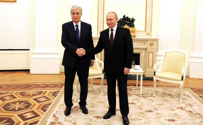 Putin: "Kazakistan, Uluslararası Çetelerin Kurbanı Oldu”