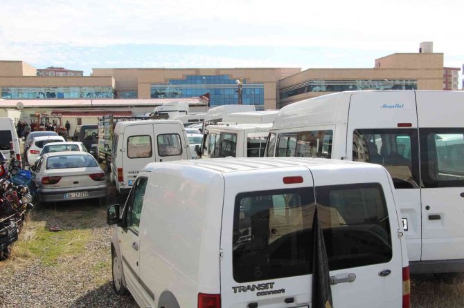 Hepsi Çürümeye Terk Edildi, Aralarında Milyonluk Araçlar Var