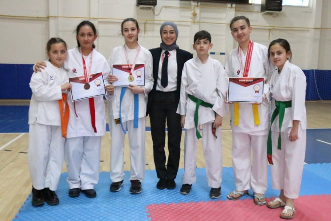 Karatede Madalyalar Sahiplerini Buldu