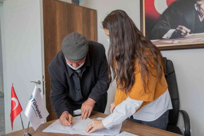 Bakan Pakdemirli: “Pancar Üretiminde Yeni Rekorlar Bekliyoruz”