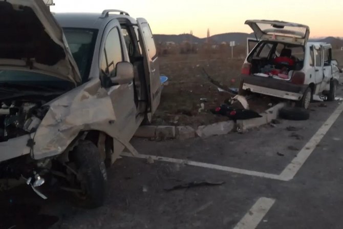 Tavşanlı’da Trafik Kazası: 4 Yaralı
