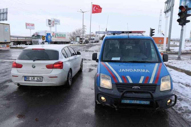 Aksaray-konya Yolu Otobüs Ve Otomobillere Açıldı